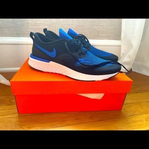 Nike Odyssey React 2 Flyknit